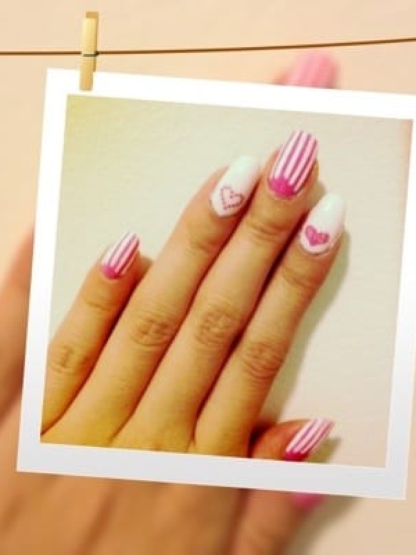 Nail DIY: Easy Nail Art – Hearts & Stripes
