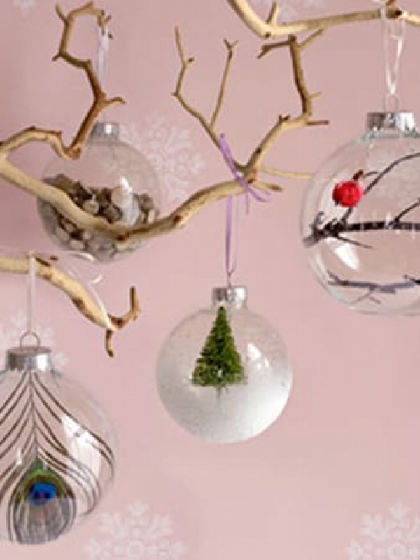 10 DIY Christmas Ornaments You Can Make In 5 Minutes