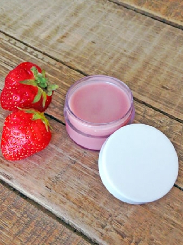 DIY Homemade Lip Balm
