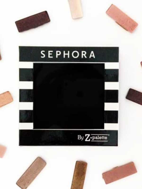 Organizing your make up with Z-Palette
