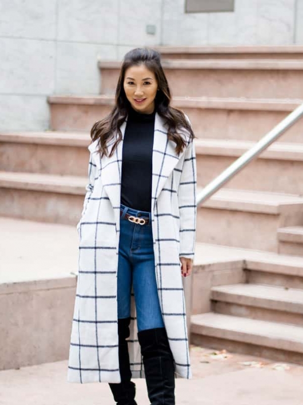 How to Stay Warm While Looking Fashionable