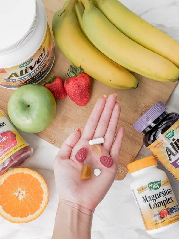 The Busy Girl’s Guide to Vitamins and Nutrition