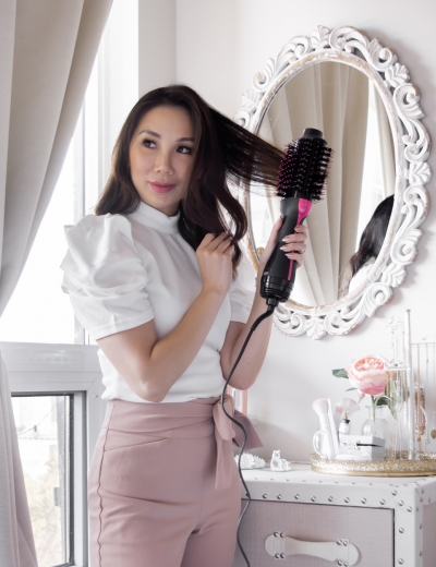 This Hair Tool Help Me Master the Blowout