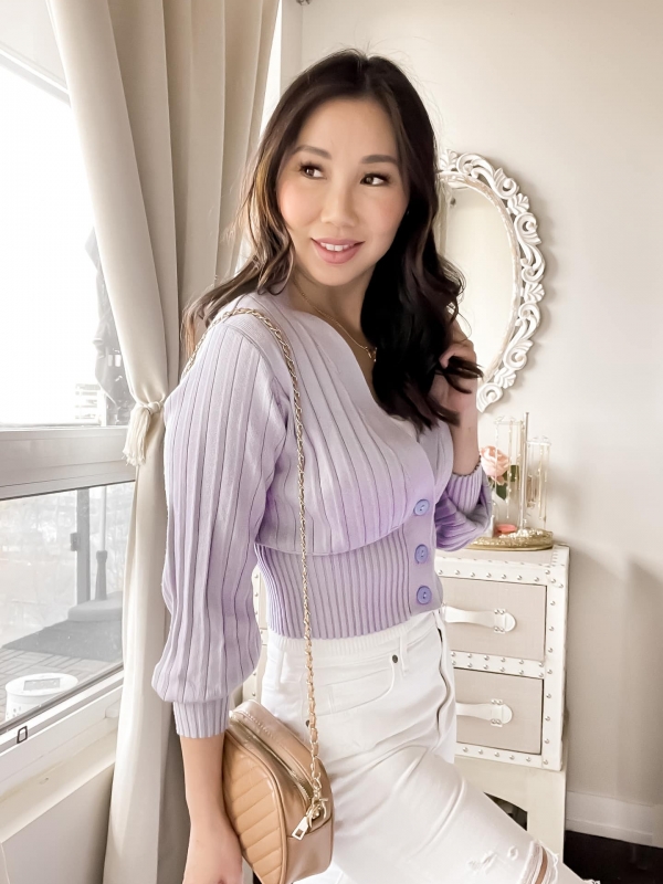 3 Cute Tops to Wear With White Jeans