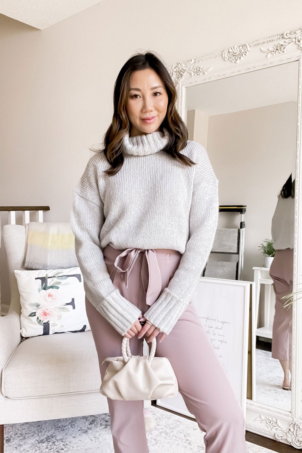 Instagram: @kuushi.store  Turtleneck outfit, Winter sweater outfits, Turtleneck  sweater outfit