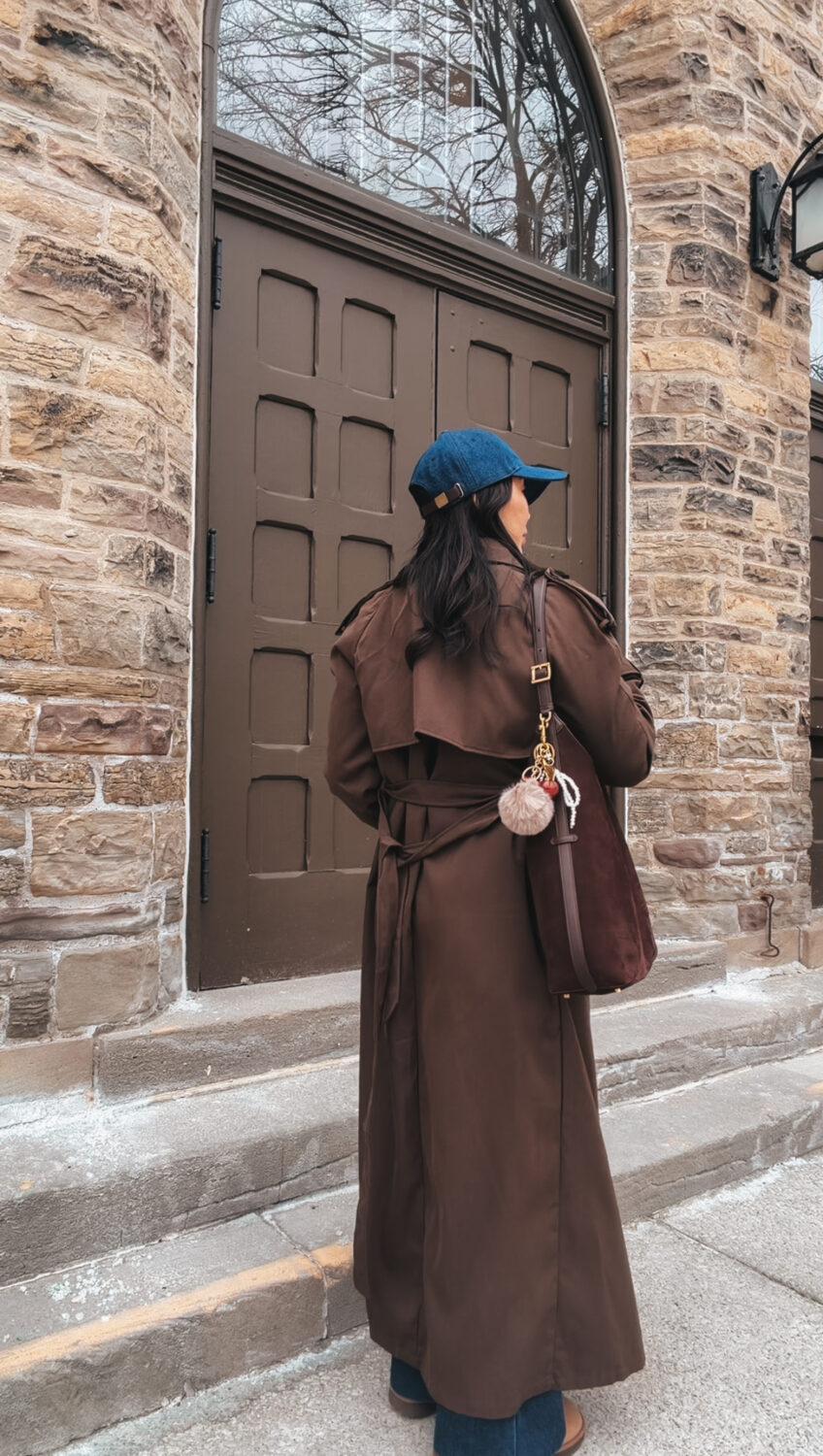 Long brown trench coat - so chic! 